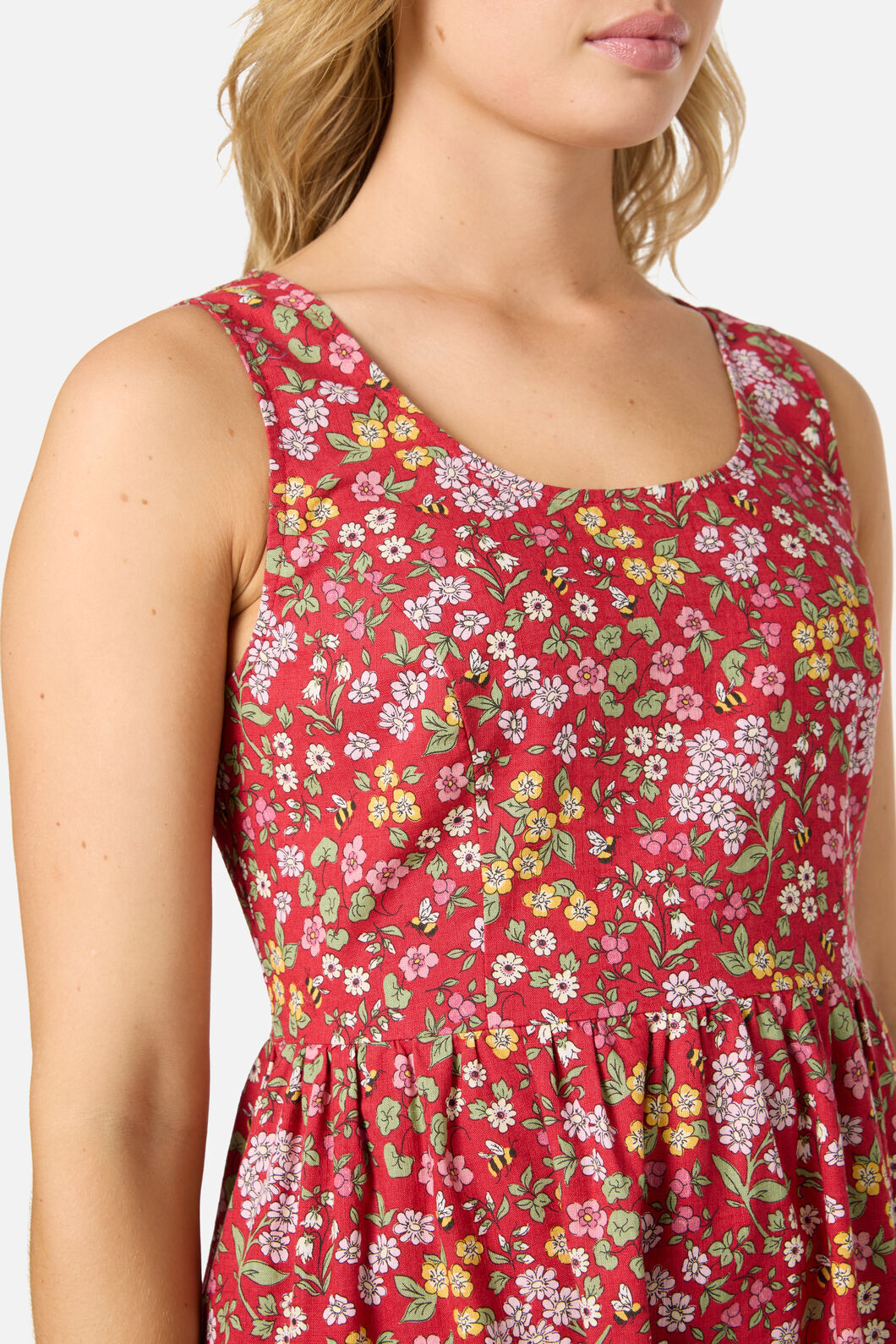 Princess Highway - Libby Bee Ditsy Midi Dress - red