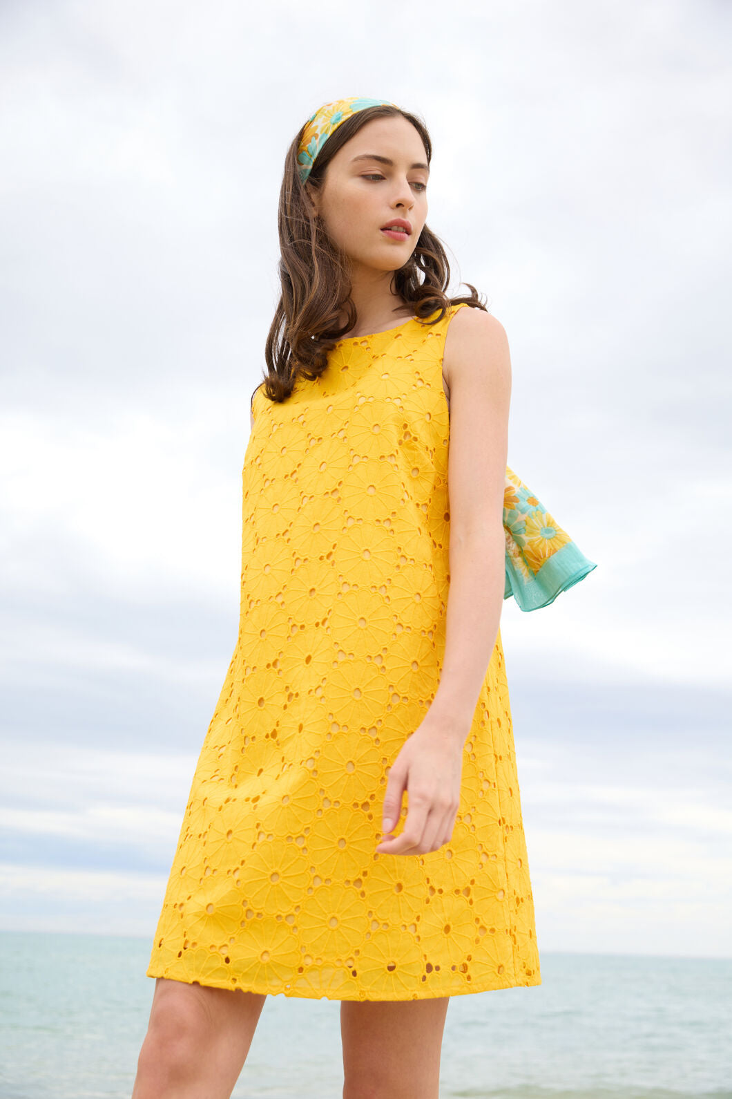 Daisy Broderie Shift Dress – Princess Highway