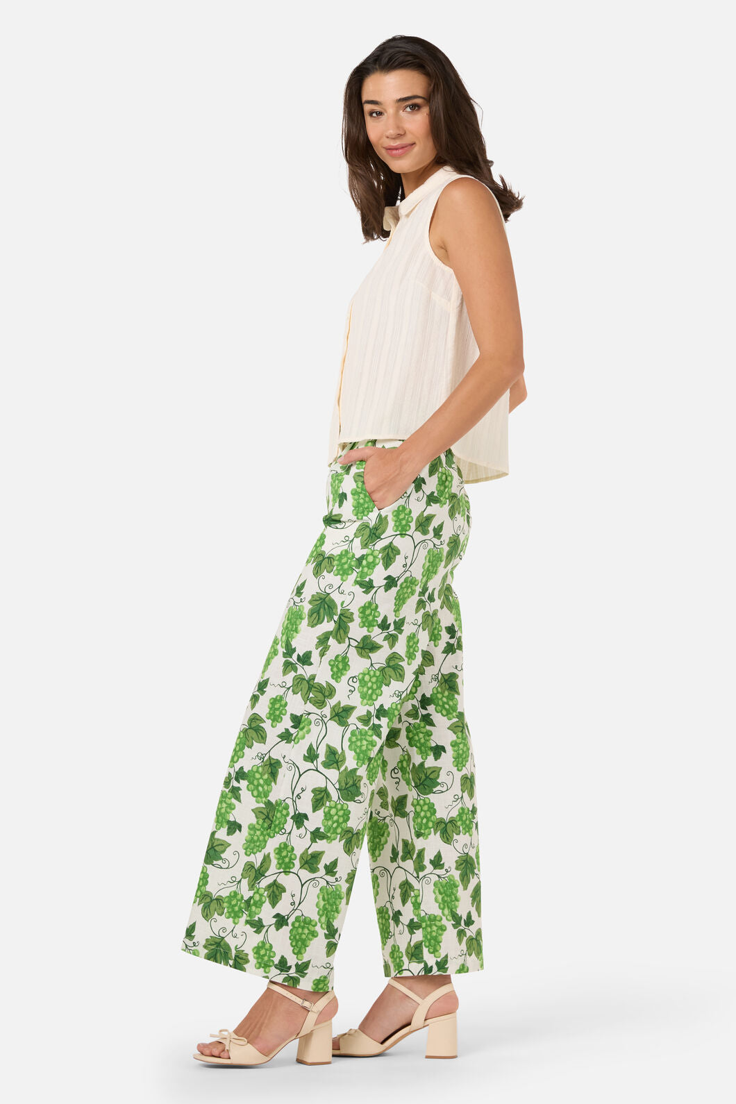 Princess Highway - Carter Sleeveless Blouse - cream