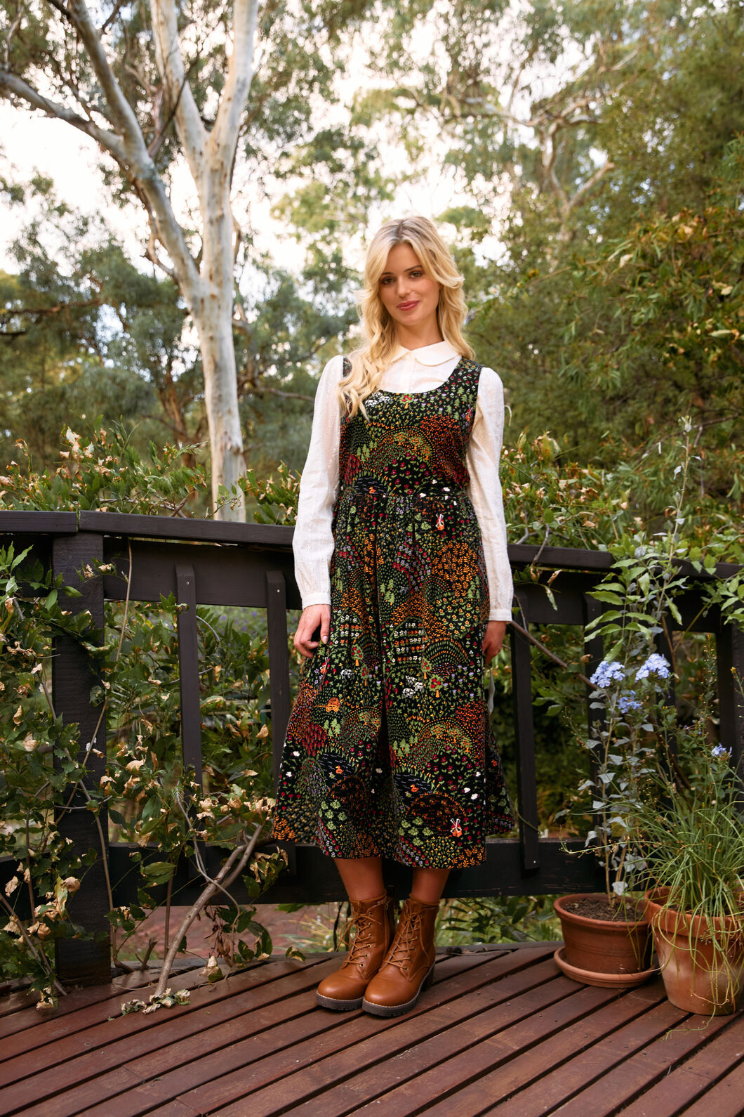 Rolling Hills Cord Midi Dress – Princess Highway