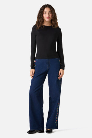 Princess Highway - Classic Luxe Long Sleeve Top - black