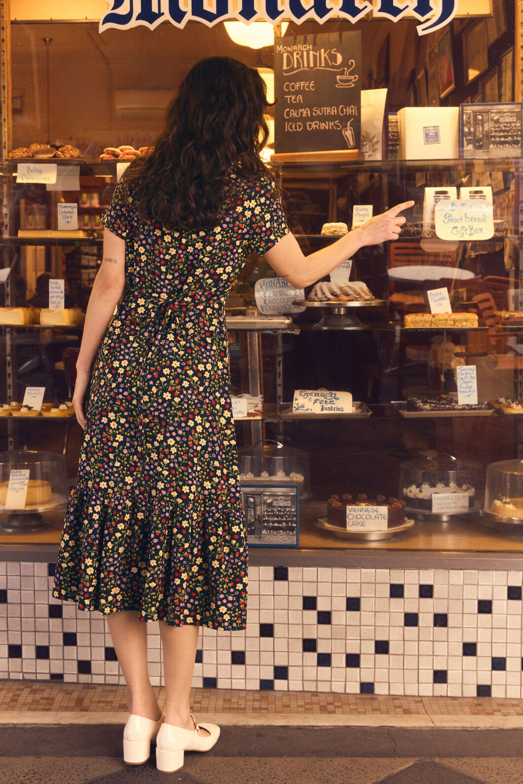 Princess Highway - Ditsy Ladybug Midi Dress - navy