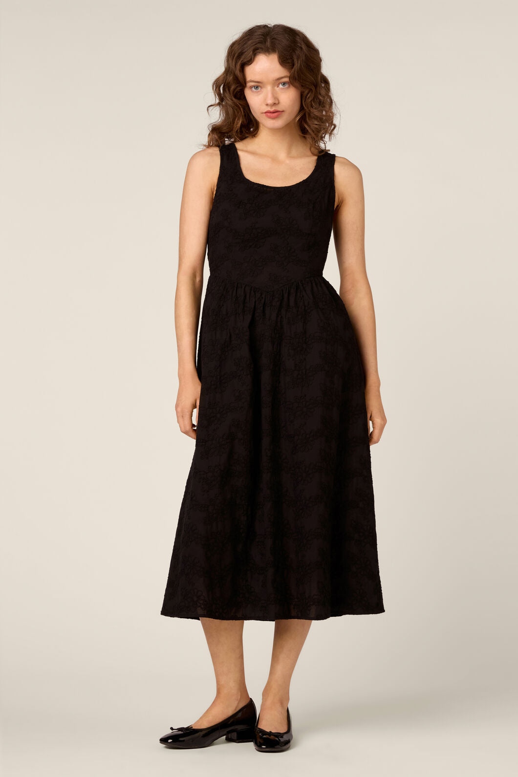 Princess Highway - Bethany Broderie Midi Dress - black