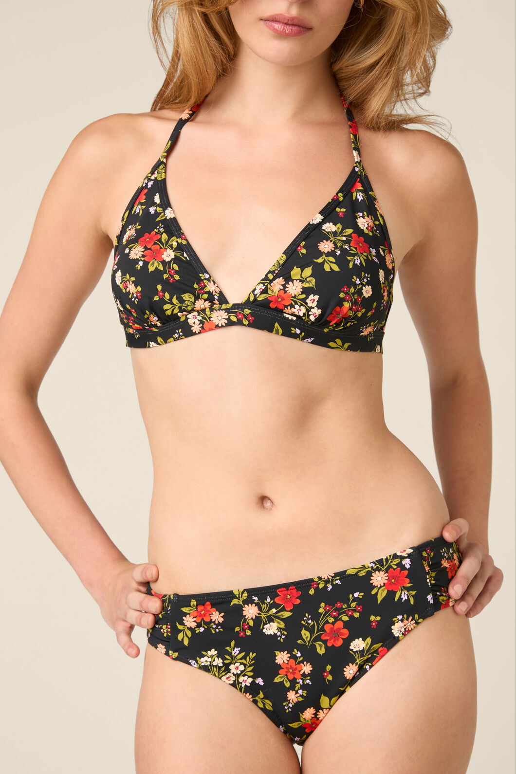 Princess Highway - Posy Floral Tri Bikini Top - black