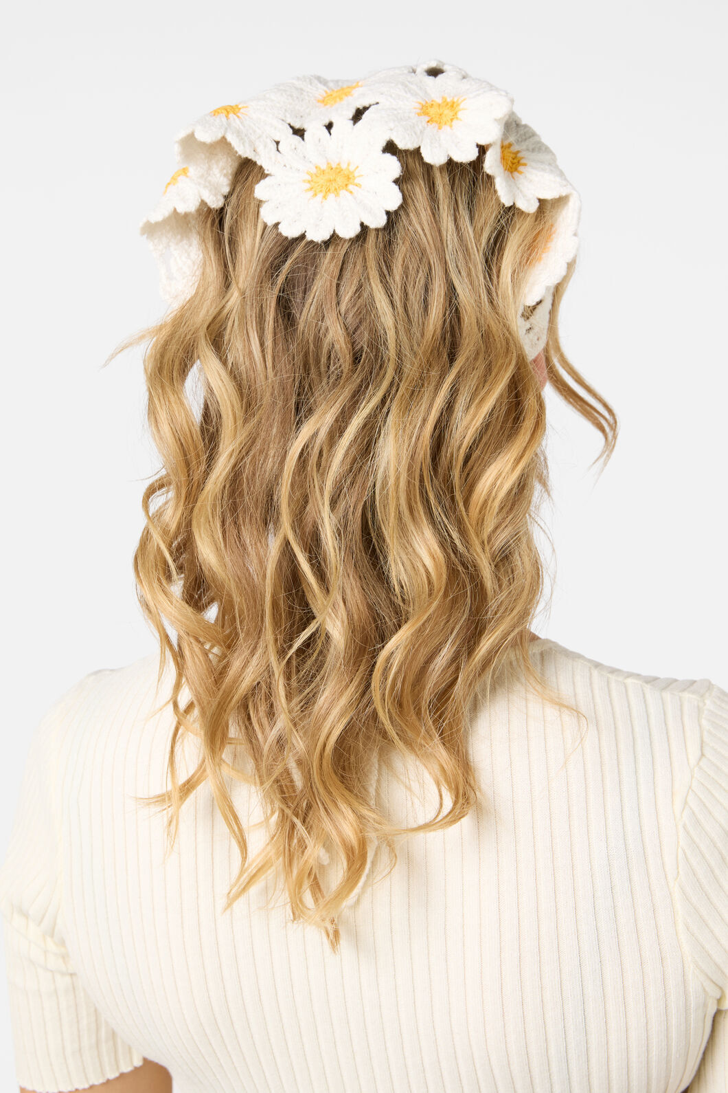 Princess Highway - Daisy Crochet Head Scarf - white