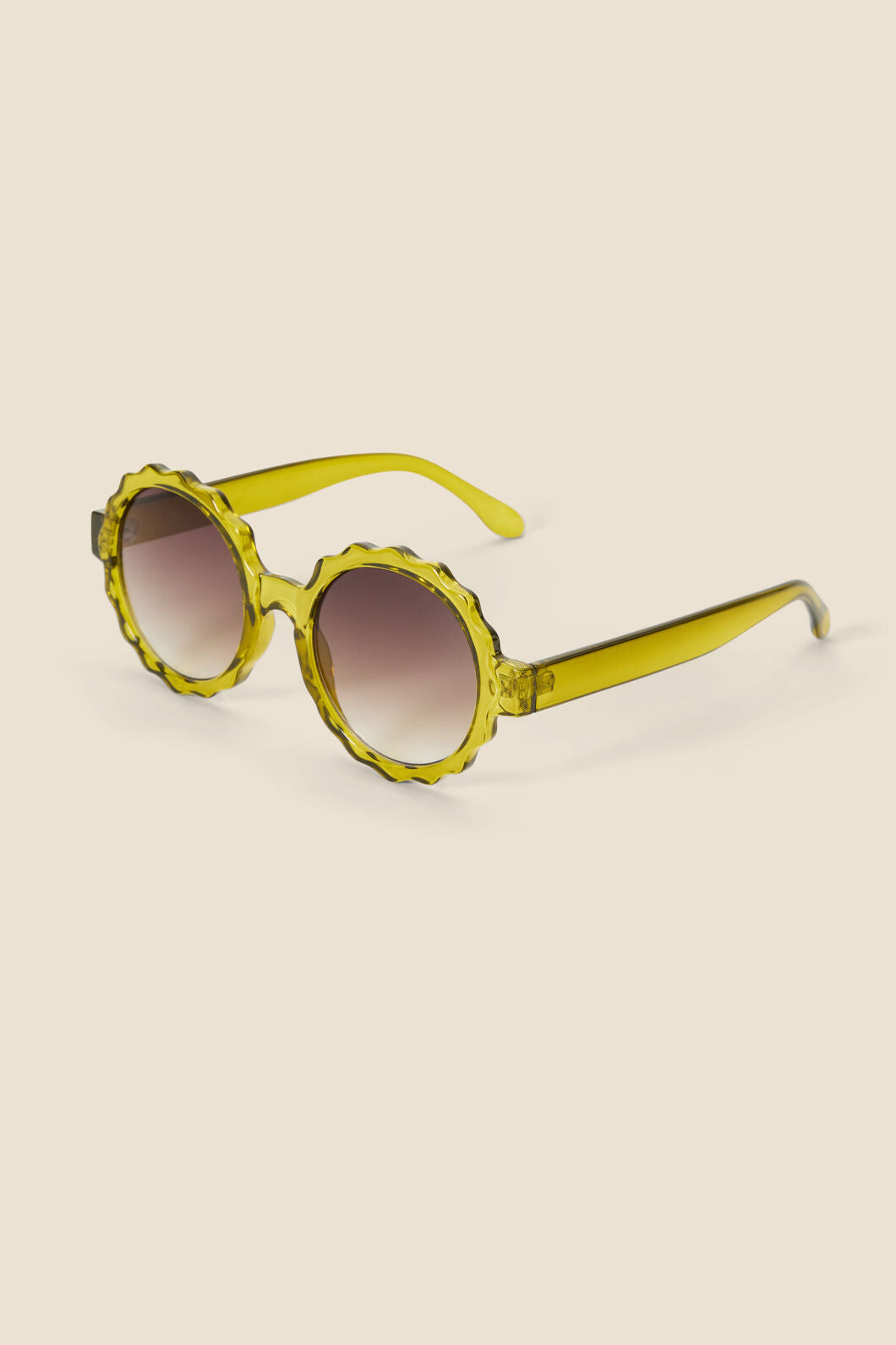 Princess Highway - Green Scallop Rim Sunglasses - green