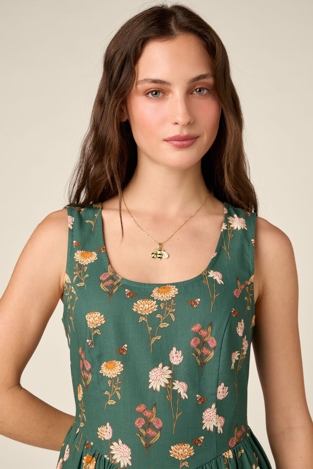 Princess Highway - Bee Necklace - gold