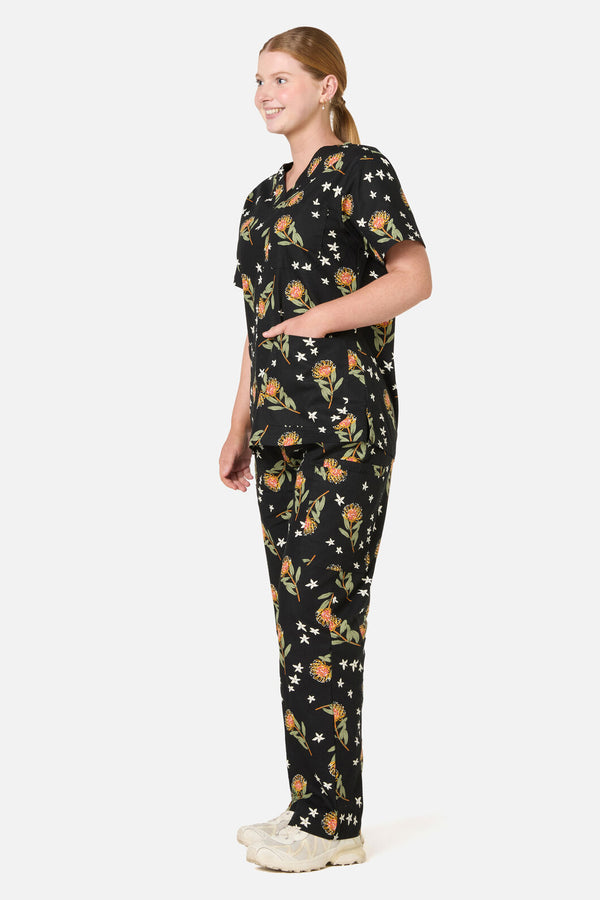 Princess Highway - Pincushion Protea Scrub Set - black