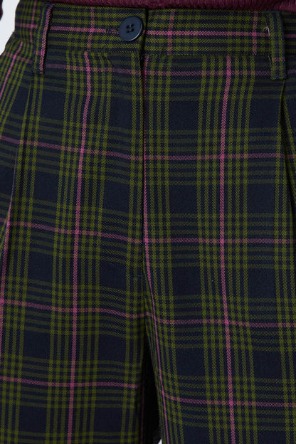 navy-check
